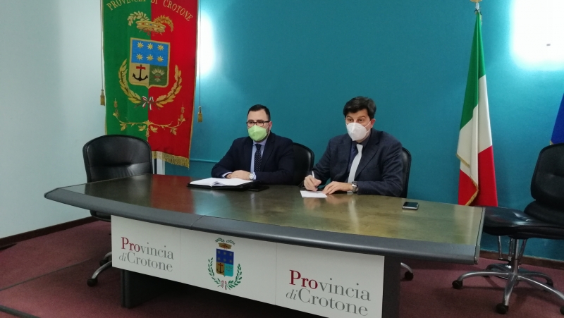 Il Presidente f.f. Saporito incontra i sindaci del territorio per promuovere un'azione comune per la Statale 106 tratto Crotone-Sibari